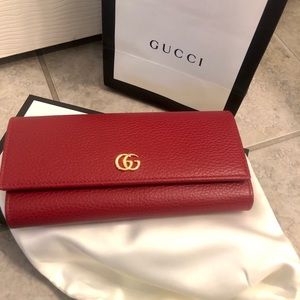 Authentic GC Marmont Leather Flap Wallet